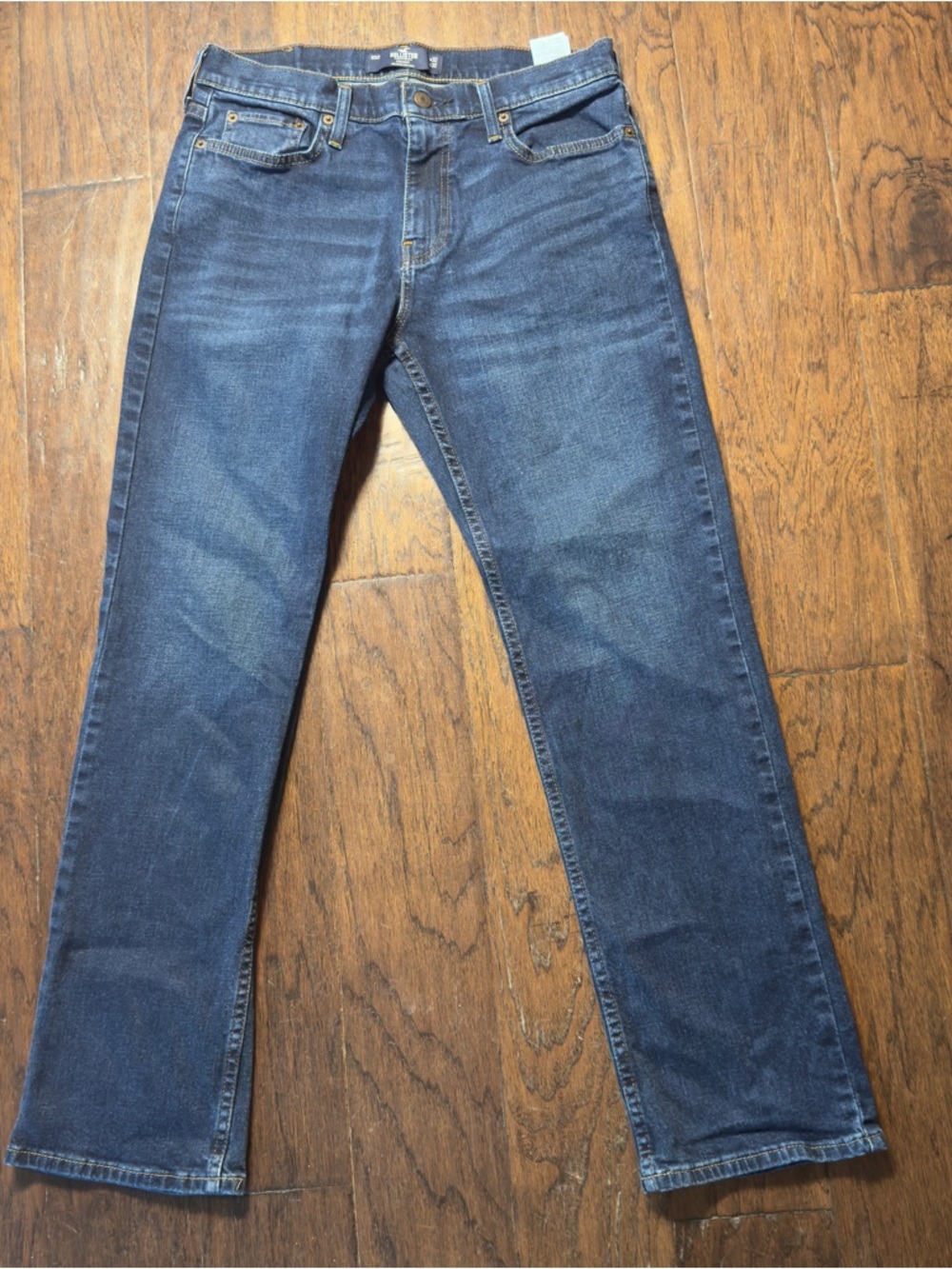 Hollister Men's Straight-Leg Denim Jeans in Deep Blue - Picture 2 of 3